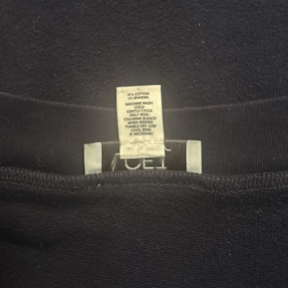 Navy Blue V-Neck Sweater with Front Pockets by Ann Taylor LOFT - Medium - Picture 8 of 8